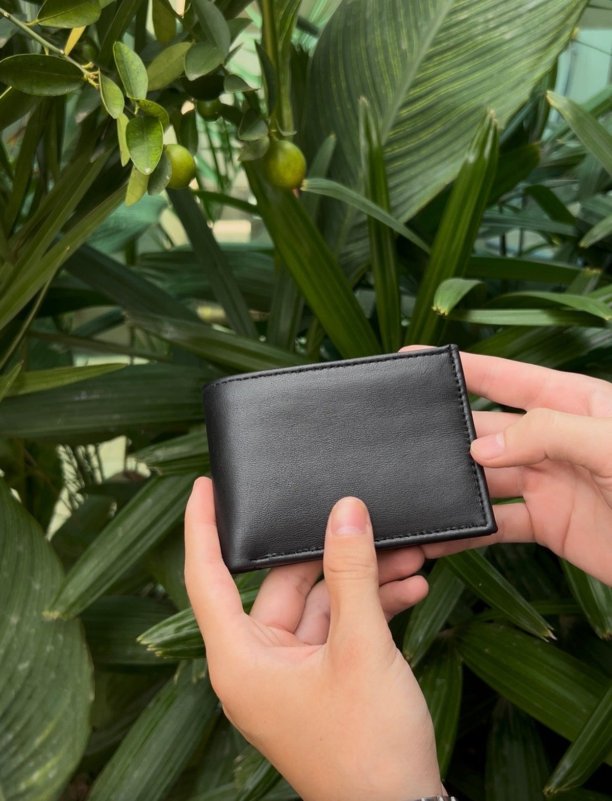 Zilni Classic Men’s Bifold Wallet – Premium Leather